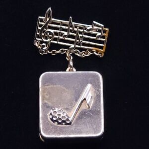Vintage musical note symbol brooch pin